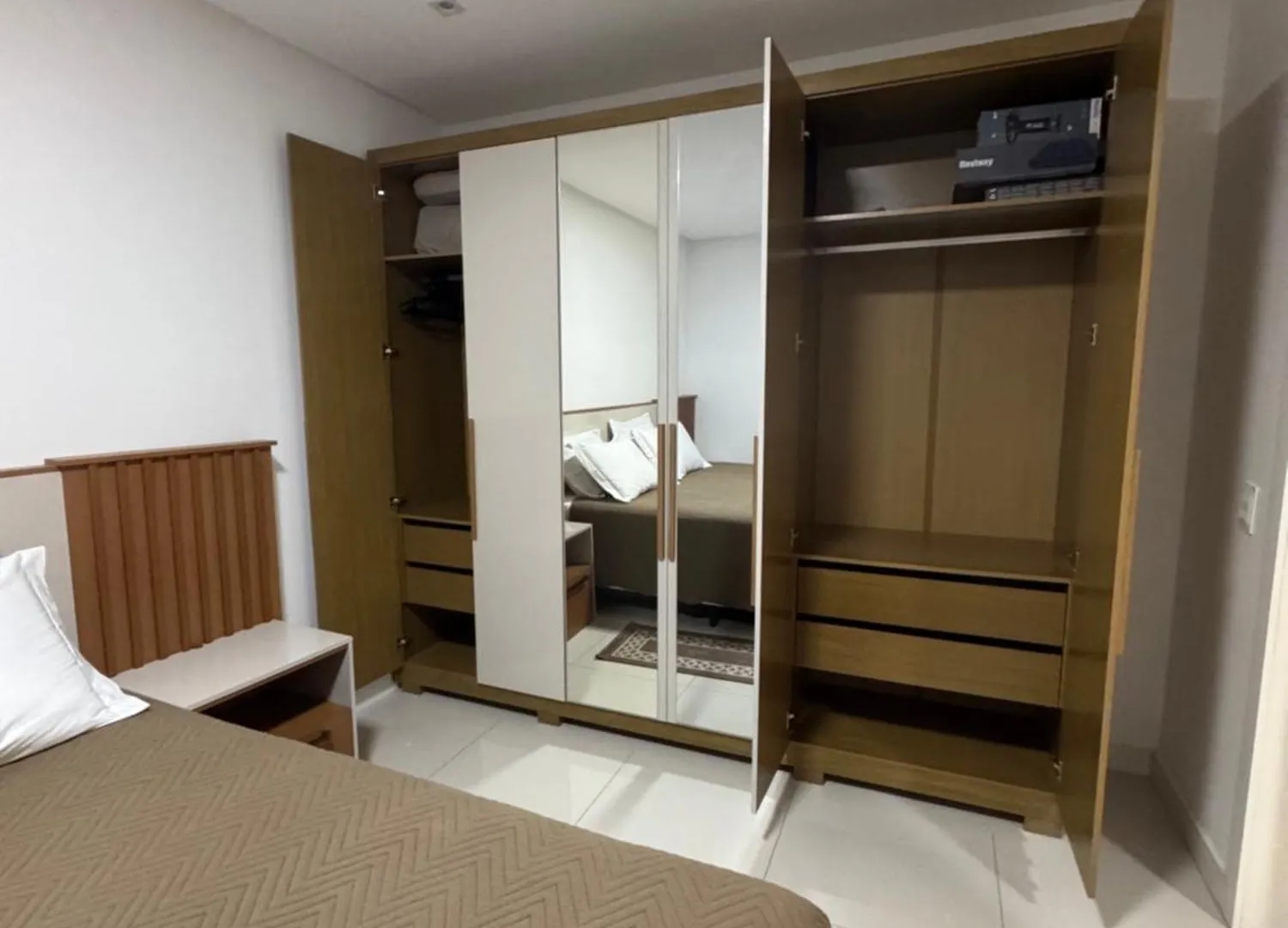Apto En Condominio Parque De Las Naciones II Balneario Camboriu